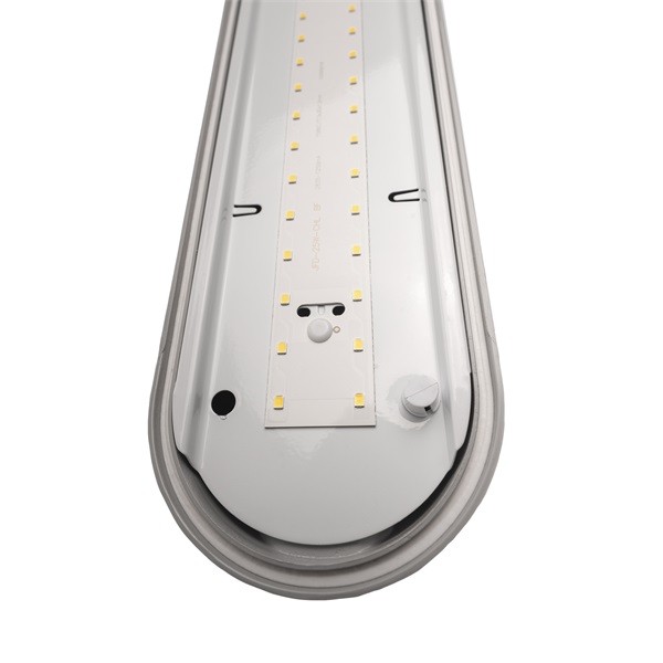 Iris Lighting JF150 integrált LED-es por-és páramentes lámpatest IP65 vibrálás mentes 50W 5000 lm 4000K 