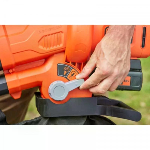 Black and Decker BCBLV36B-XJ Akkus lombszívó, lombfúvó akku és töltő nélkül