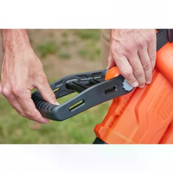 Black and Decker BCBLV36B-XJ Akkus lombszívó, lombfúvó akku és töltő nélkül